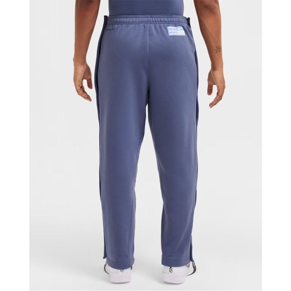 Nike Men's LeBron Standard Issue x Nike - Picture 2 of 5